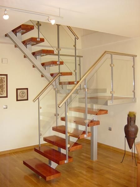 MADRID ESCALERA DE INTERIOR PARA ATICO,BUHARDILLA,LOFT MADRID
