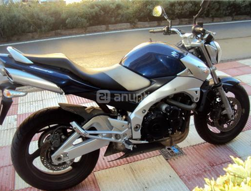 se vende suzuki gsr600