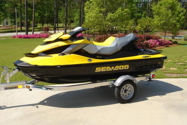 2009 Sea Doo RXT-IS 255hp