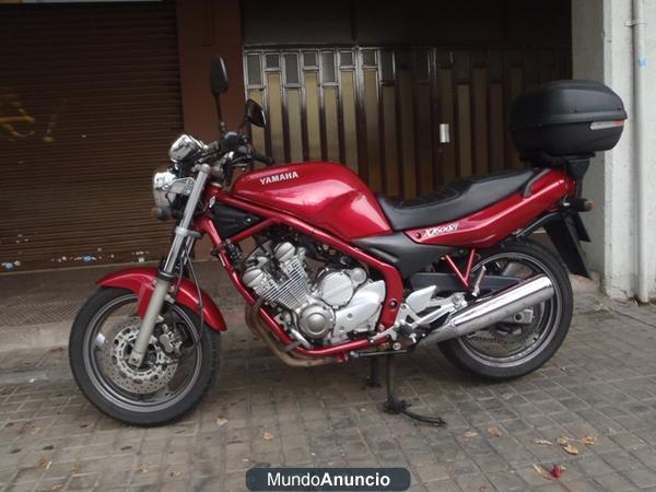 Yamaha Diversion impecable