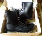 Botas Dr. Martens cuero negro talla 40 sin estrenar !!! - mejor precio | unprecio.es