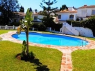 Chalet con 6 dormitorios se vende en Mijas Costa, Costa del Sol - mejor precio | unprecio.es