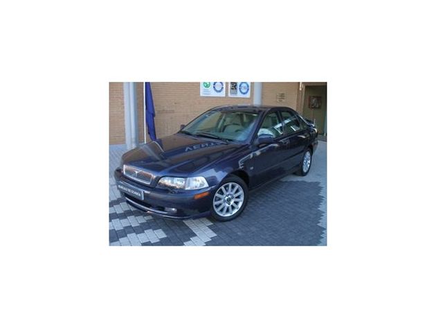 VOLVO S40 1.8 SPORT CAR
