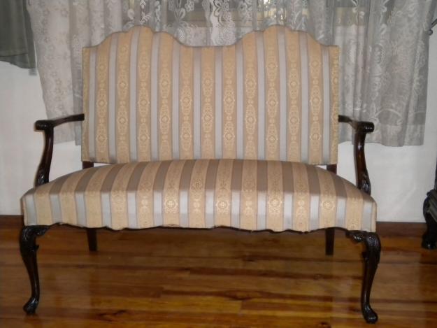 ANTIGUO SOFA LUIS XV