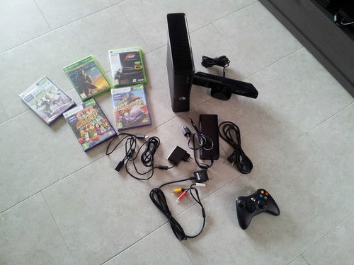 Xbox 360 4 gb. + Kinect + Juegos