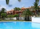 Adosado con 3 dormitorios se vende en Estepona, Costa del Sol - mejor precio | unprecio.es