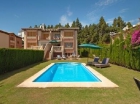 Chalet con 4 dormitorios se vende en Mijas Costa, Costa del Sol - mejor precio | unprecio.es