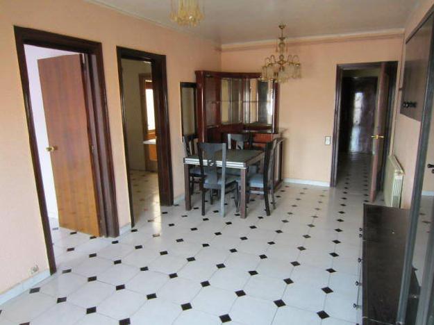 Piso en Canovelles