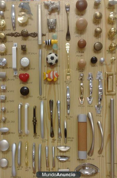 TIRADORES MUEBLES