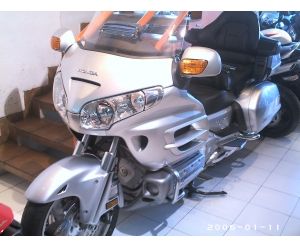 HONDA GL 1800 GOLD WING