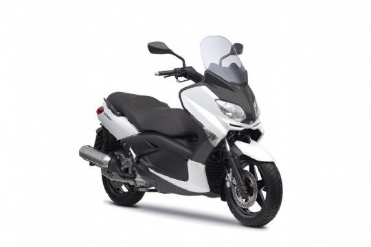 YAMAHA X-MAX 125