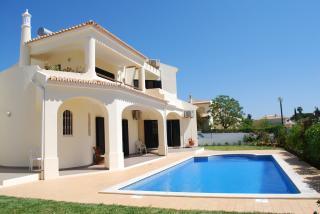 Villa : 8/8 personas - piscina - olhos de agua  algarve  portugal