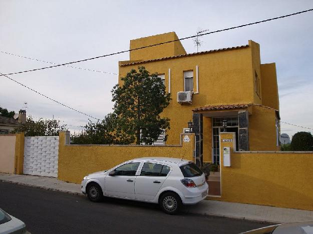 Casa pareada en Torrent