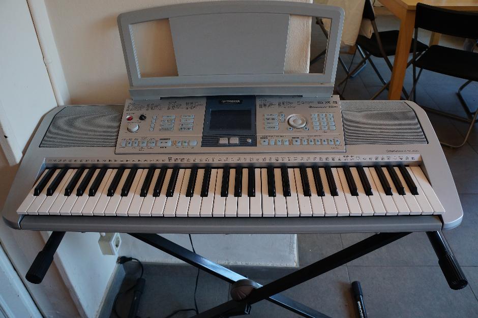 Teclado Yamaha PSR-K1