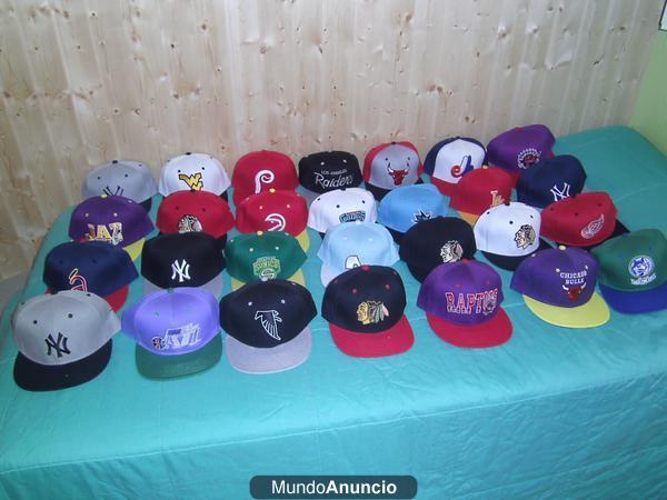 LOTE 28 GORRAS SNAPBACK TISA, OFERTA