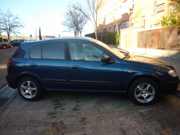 Se vende Nissan Almera 2.2 Diesel 110 c.v.