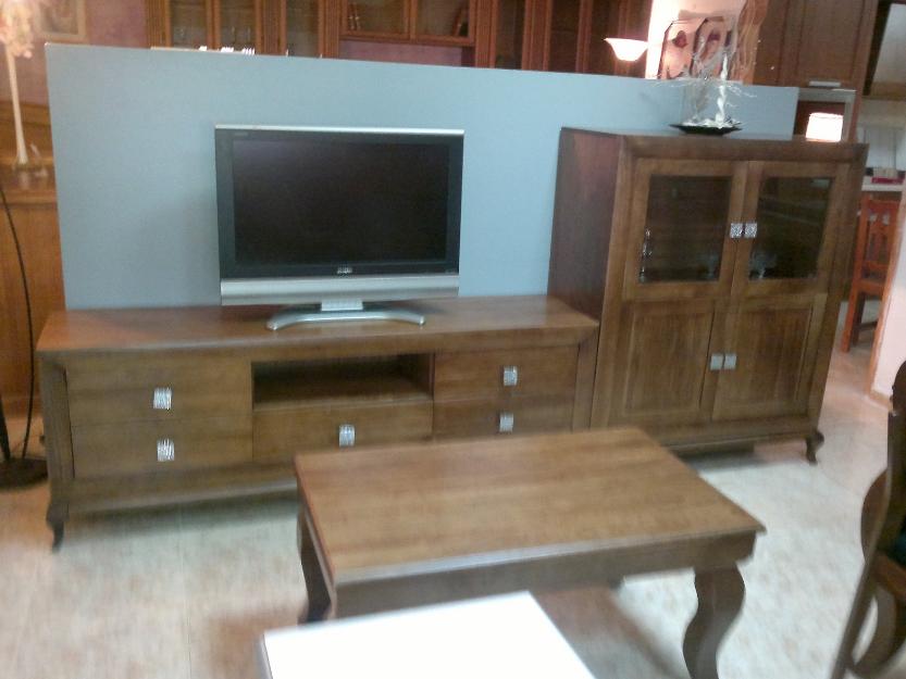 Comedor de madera maciza 1500€