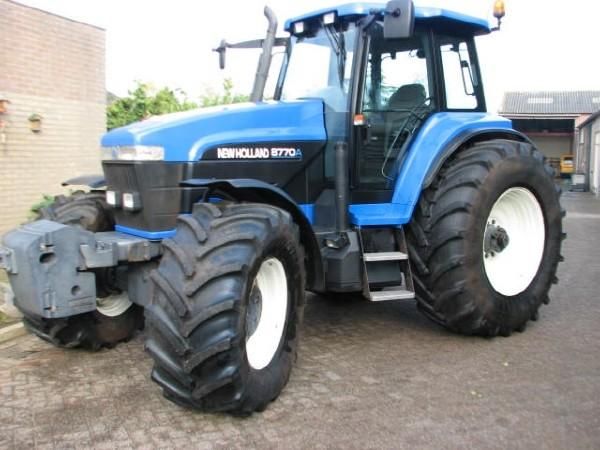 tractor new holland 8670A