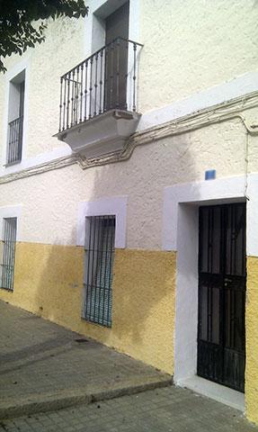 EXCELENTE OPORTUNIDAD!! Casa de 2 plantas en un sitio inmejorable de Alcántara