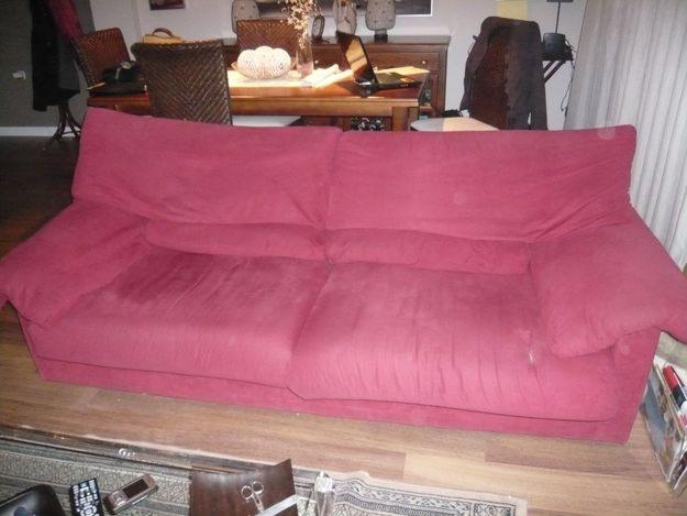 vendo conjunto sofas 3 + 2 microfibra color cereza buen estado