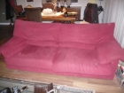 vendo conjunto sofas 3 + 2 microfibra color cereza buen estado - mejor precio | unprecio.es