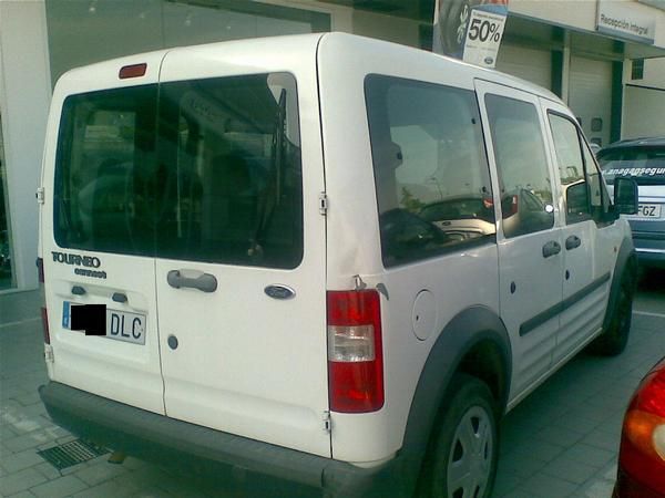 FORD TRANSIT CONNET COMBI TDCI 75cv  año 2005