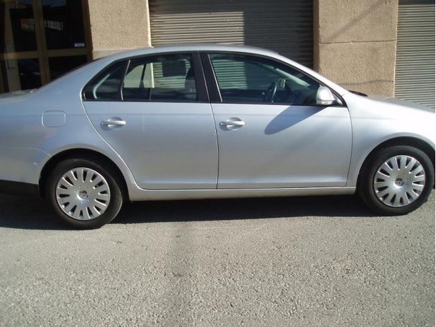 VOLKSWAGEN Jetta 1.9TDI Trendline