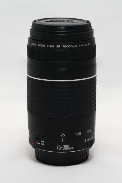 Vendo objetivo Canon EF 75-300mm f/4-5.6 Teleobjetivo Zoom Nuevo