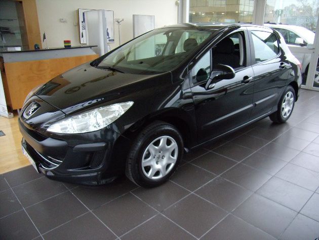 PEUGEOT 308 1.6 VTi Confort