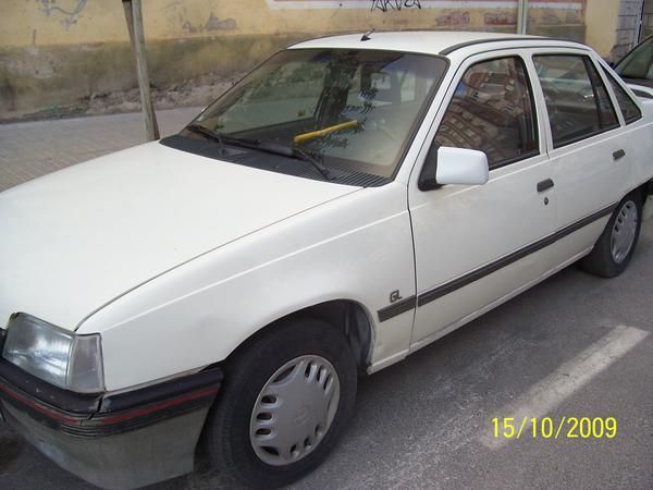 VENDO OPEL KADETT 1,6 DIESEL