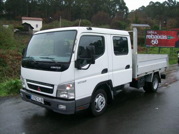 Vendo Mitsubishi Canter doble cabina