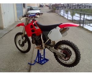 HONDA CR 250 R