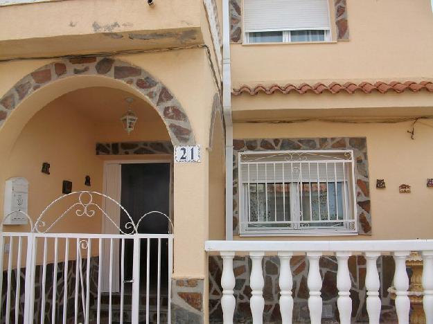 Casa adosada en Pantoja