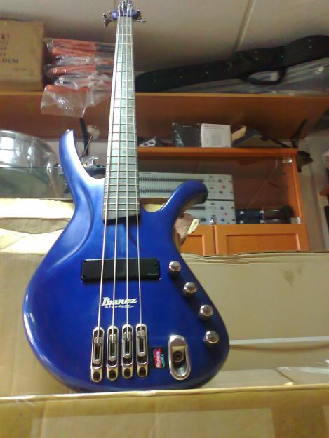 BAJO IBANEZ ERGODYNE EDA 900 4 CUERDAS