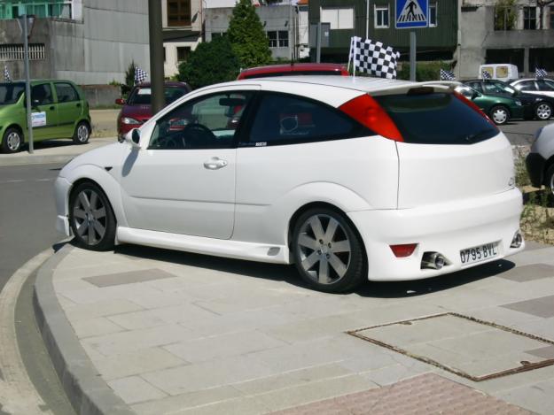 ---FORD FOCUS 18 TDI en  TALLERES J.LEMA
