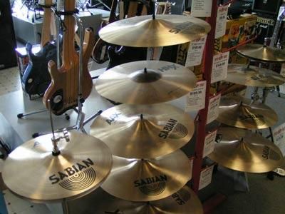 BATERIA - CAMBIO PLATILLOS SABIAN Y PAISTE NUEVOS POR VIEJOS.