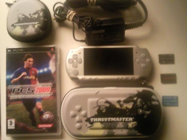 CONSOLA PSP SLIM SILVER CON CF Y MUCHOS ACCESORIOS...OFERTON!!!