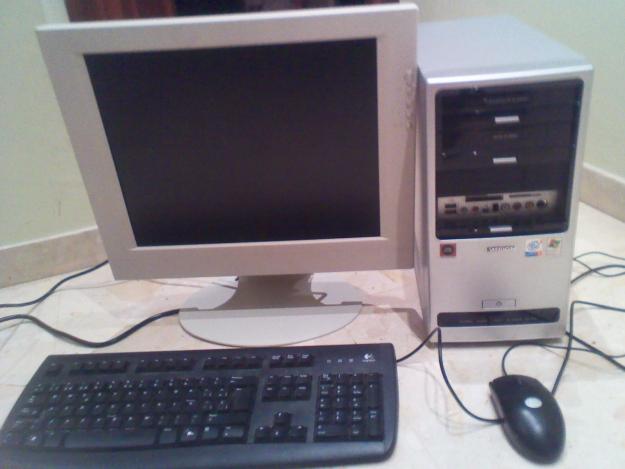 PC COMPLETO (PENTIUM 4) 1GB RMA - 500 GB DD - 3.20 GHz  - 5.1 - Lector tarjetas
