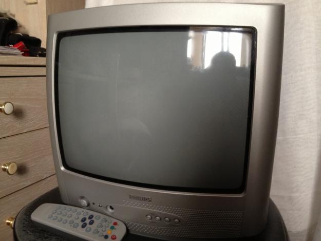 Tv en color marca philips, 12 pulagadas