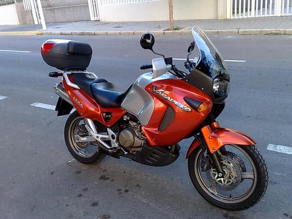 Urge vender Honda Varadero 1000 solo 1990 Euros!!