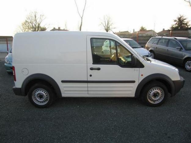 Venta de coche Ford Transit Connect T200 '04 en Madrid