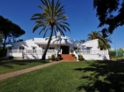 Chalet con 6 dormitorios se vende en Estepona, Costa del Sol - mejor precio | unprecio.es