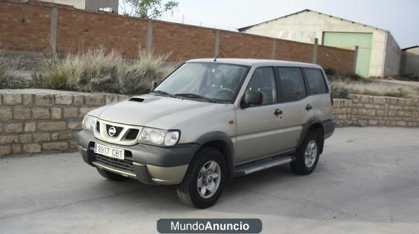 vendo terrano precio de ganga..