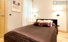 Modern 3-bedroom apartment in very central Embajadores - mejor precio | unprecio.es