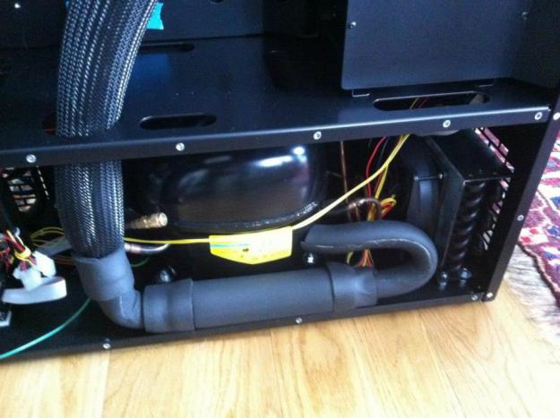 Caja de torre de LD PC-V10 115V USA Phase Change - Black