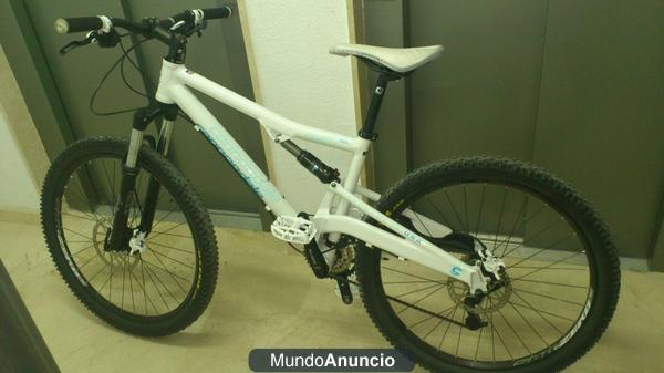 vendo cannondale nueva
