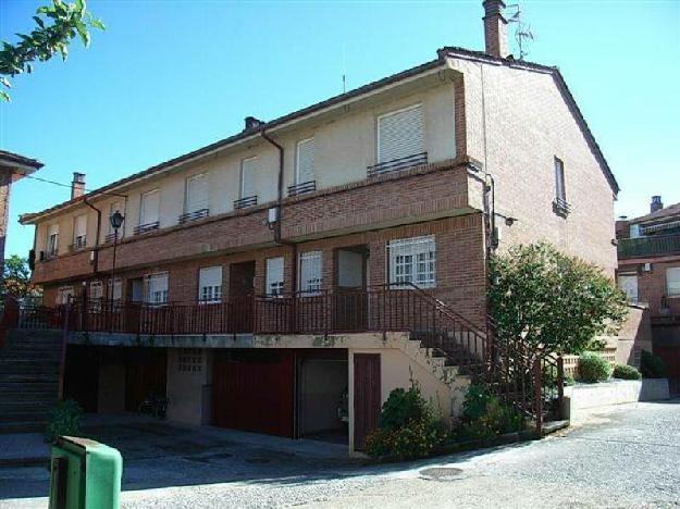 Casa adosada en Aguilar de Campoo