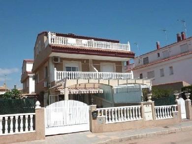 Chalet pareado con 3 dormitorios se vende en Torre de La Horadada, Costa Blanca