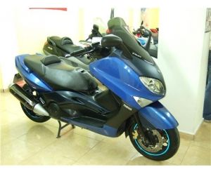 YAMAHA T-MAX 500