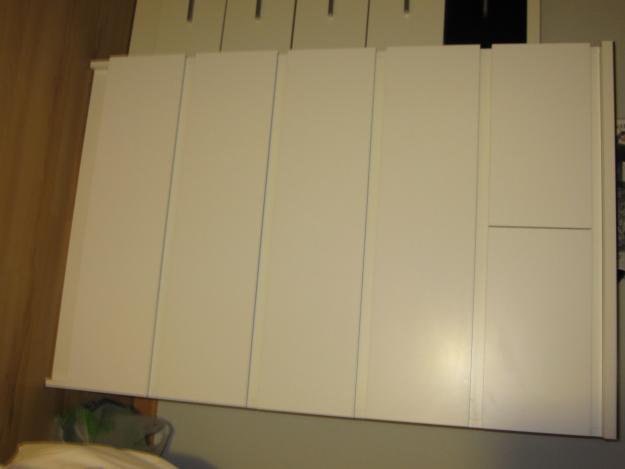 Cómoda blanca